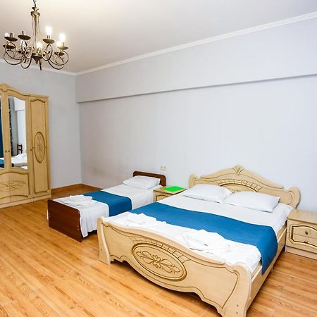 Hotel Sabina Гагра Екстериор снимка