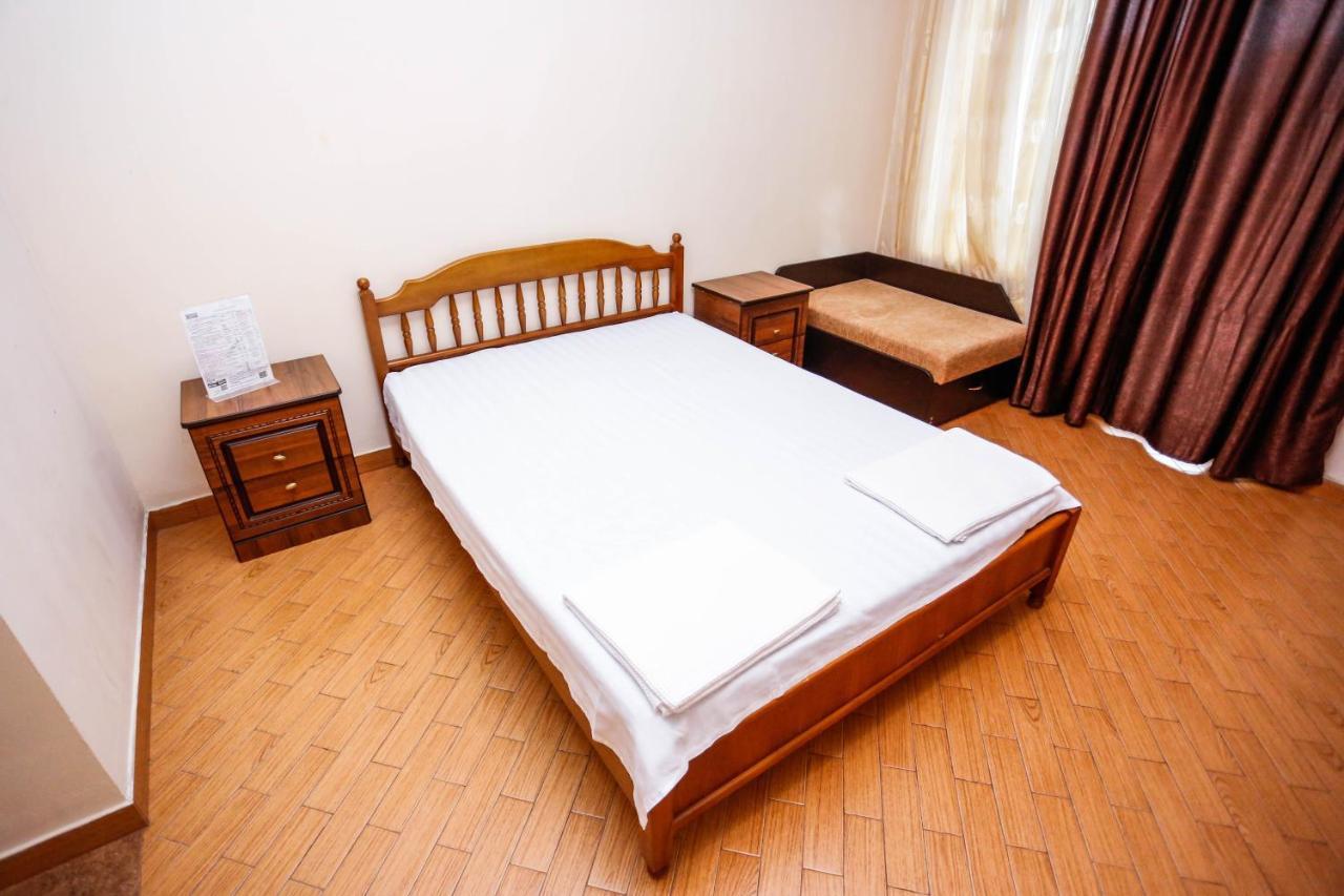 Hotel Sabina Гагра Екстериор снимка